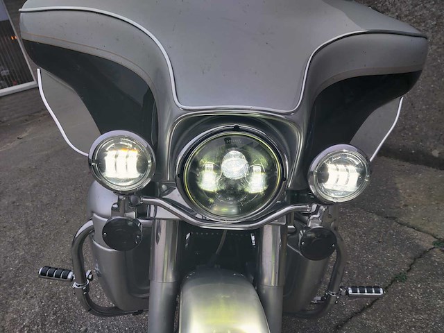Harley davidson - d flhtcui - motorcycle - afbeelding 6 van  26