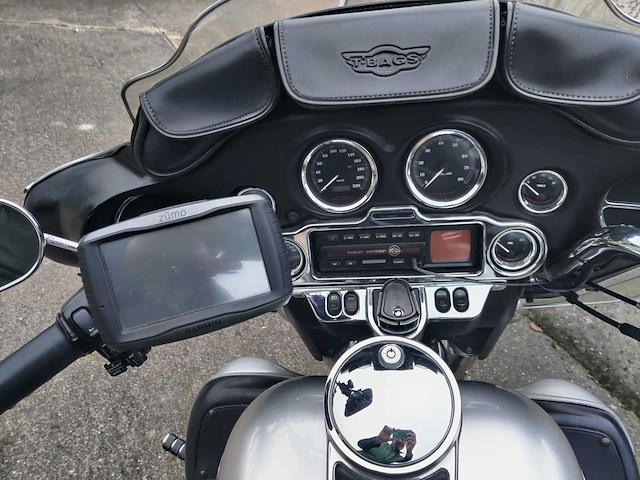Harley davidson - d flhtcui - motorcycle - afbeelding 9 van  26