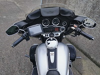Harley davidson - d flhtcui - motorcycle - afbeelding 20 van  26