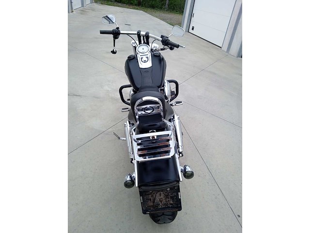Harley davidson - fat bob - motorfiets - afbeelding 6 van  10