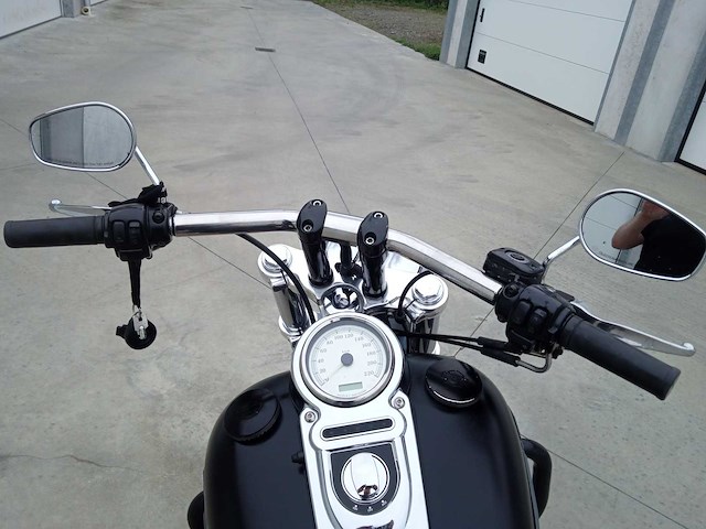 Harley davidson - fat bob - motorfiets - afbeelding 7 van  10