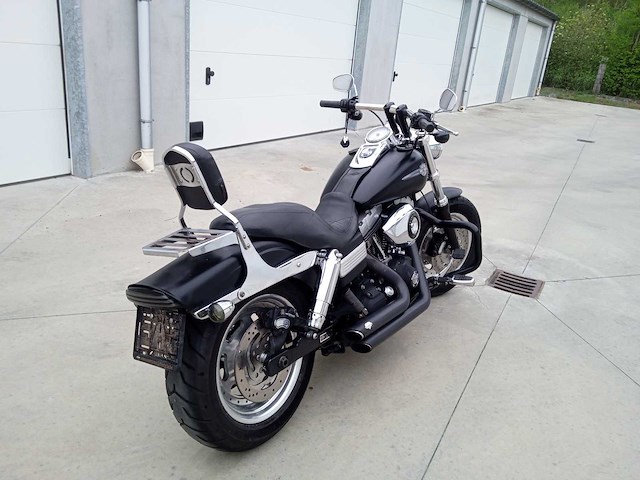 Harley davidson - fat bob - motorfiets - afbeelding 5 van  10