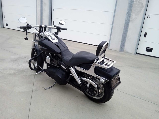 Harley davidson - fat bob - motorfiets - afbeelding 3 van  5