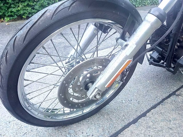 Harley davidson - wilde glide 1450 carburateurr - motorfiets - afbeelding 1 van  5