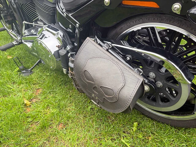 Harley-davidson breakout 114ci brommer - afbeelding 18 van  27