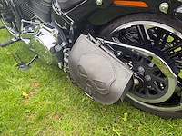 Harley-davidson breakout 114ci brommer - afbeelding 18 van  27