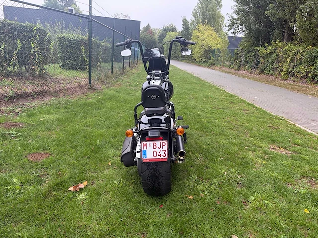 Harley-davidson breakout 114ci brommer - afbeelding 4 van  27