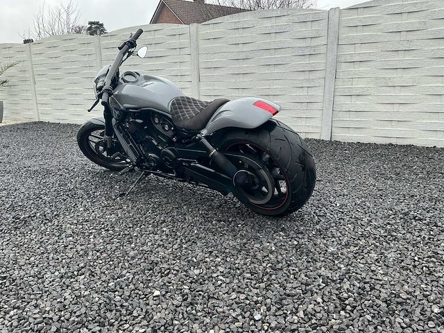 Harley-davidson custom v -rod brommer - afbeelding 3 van  10