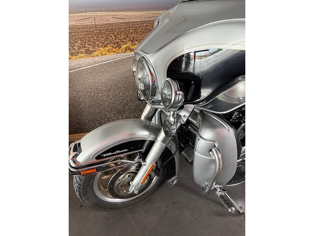 Harley davidson d fllhtcui 2003 - afbeelding 8 van  17