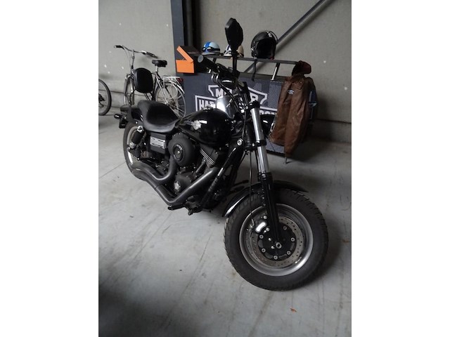 Harley davidson fat bob - afbeelding 4 van  10