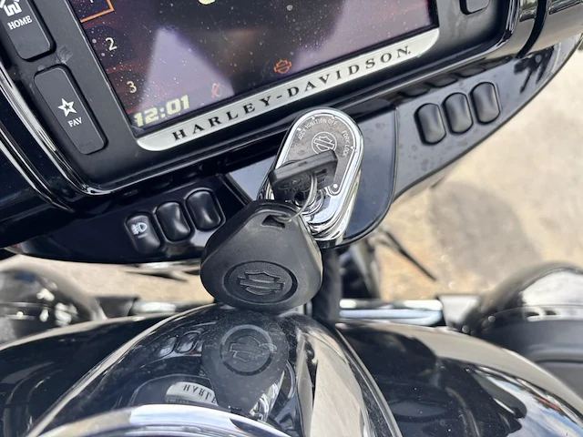 Harley davidson flhtk ultra limited, 2021 - afbeelding 16 van  17