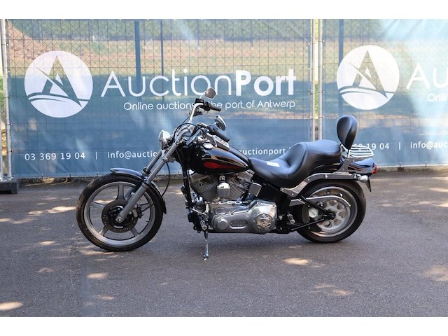 Harley-davidson softail custom benzine 2006 - afbeelding 1 van  1