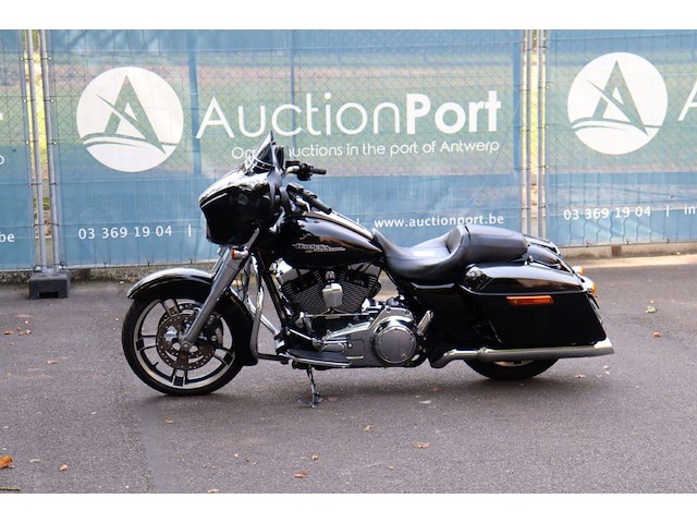 Harley-davidson street glide benzine 2014 - afbeelding 1 van  1