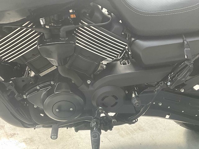 Harley-davidson street rod - afbeelding 1 van  25