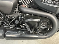 Harley-davidson street rod - afbeelding 9 van  25