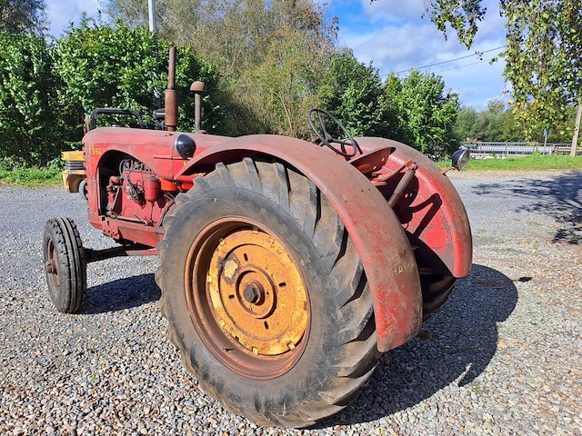 Harris 55k vintage tractor - afbeelding 7 van  11