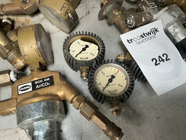 Harris 846 partij reduceer ventielen - afbeelding 3 van  7