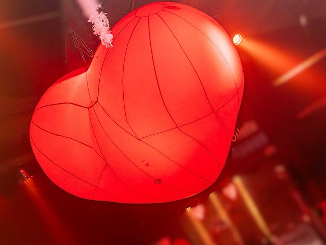 Hart inflatable decoratie - afbeelding 1 van  6