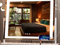 Hasipu make-upspiegel met verlichting (61,5 x 50 cm)