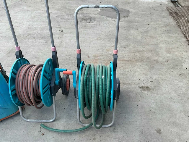 Haspel en spuit - afbeelding 2 van  5