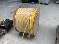 Haspel met +- 500m gas kabel - afbeelding 1 van  2