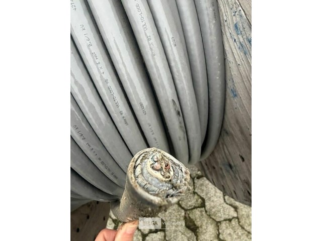 Haspel met voedingskabel - afbeelding 2 van  4