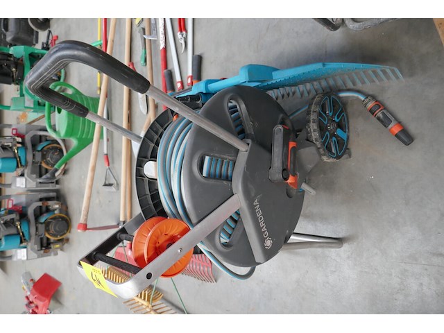 Haspel met waterslang gardena - afbeelding 3 van  3