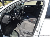 Hatchback audi, a3 sportback, wauzzz8v2ja006117, 1e insch 04/07/2017, 1598cm³, 85kw, diesel, euro 6b, 118661km, inschrijvingsbewijs deel i en ii, keuringsbewijs (geldig tot 28/04/2027), gelijkvormigheidsattest - afbeelding 2 van  21