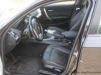 Hatchback bmw 118d, diesel, 1195cm³,90kw,1e inschr 28/2/06, wbaug310x0pu49848, 322496km, co²-uitstoot ng, euro4, kentekenbewijs i+ii, gelijkvormigheidsattest, keuring tot 16/7/24,1sleutel - afbeelding 15 van  15