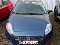 Hatchback fiat, punto, chassisnr ngk, km stand ngk, geen papieren, geen sleutel - afbeelding 2 van  5