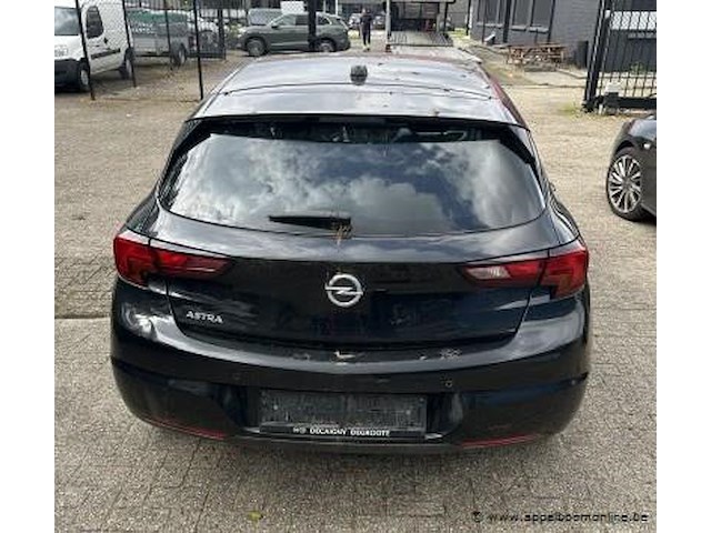 Hatchback opel, astra, w0vbf6ev3lg016595, 1e insch 28/11/2019, 1598cm³, 90kw, diesel, euro 6, 187124km, zonder boorddocumenten, koper ontvangt een attest van verlies van de boorddocumenten van de gerechtsdeurwaarder - afbeelding 12 van  16