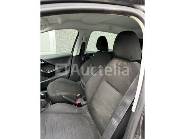 Hatchback peugeot 208 (6-11-2014 / vf3 cch mz0 et 123 543) - afbeelding 19 van  22