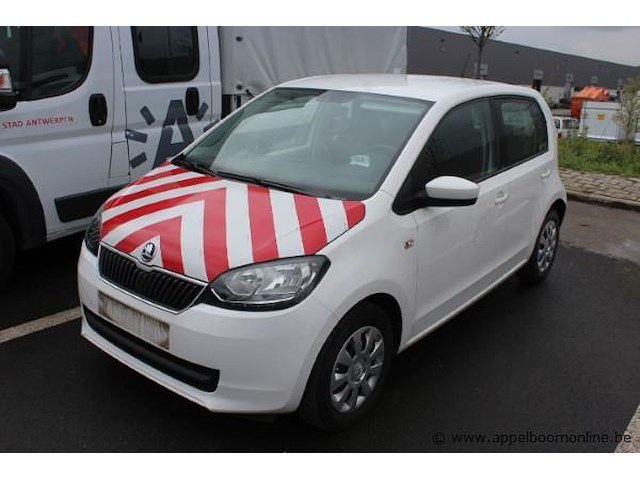 Hatchback skoda citigo, benzine, datum 1ste inschrijving 2/12/2016, chassisnummer tmbzzzaazhd609107, 35.229km, euro 6b - afbeelding 1 van  13