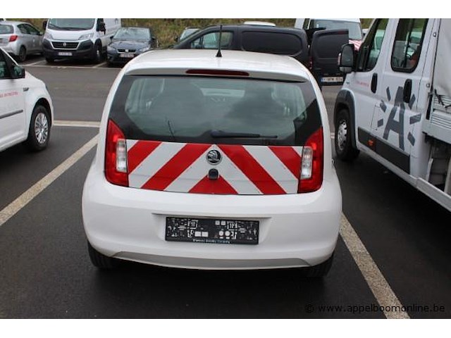 Hatchback skoda citigo, benzine, datum 1ste inschrijving 2/12/2016, chassisnummer tmbzzzaazhd609107, 35.229km, euro 6b - afbeelding 9 van  13