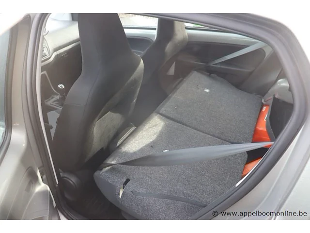 Hatchback skoda citigo, datum 1ste inschr 6/9/2016, chassis nr tmbzzzaazgd646291, km-stand 17482, euro 6b, schade rondom, mogelijks platte batterij - afbeelding 11 van  14
