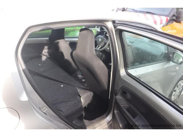 Hatchback skoda citigo, datum 1ste inschr 6/9/2016, chassis nr tmbzzzaazgd646291, km-stand 17482, euro 6b, schade rondom, mogelijks platte batterij - afbeelding 12 van  14