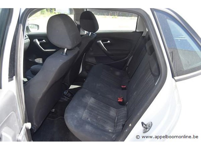 Hatchback volkswagen, polo, wvwzzz6rzhy233071, 1e insch 16/05/2017, 1422cm³, 66kw, diesel, euro 6b, 157511km, inschrijvingsbewijs deel i en ii, keuringsbewijs (geldig tot 16/05/2026), gelijkvormigheidsattest - afbeelding 7 van  22