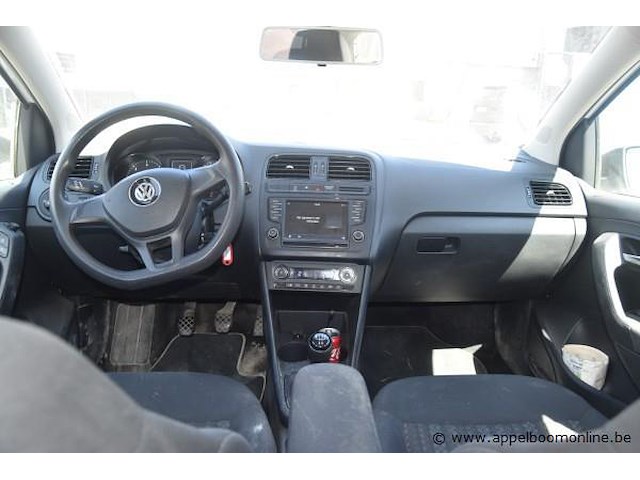 Hatchback volkswagen, polo, wvwzzz6rzhy233071, 1e insch 16/05/2017, 1422cm³, 66kw, diesel, euro 6b, 157511km, inschrijvingsbewijs deel i en ii, keuringsbewijs (geldig tot 16/05/2026), gelijkvormigheidsattest - afbeelding 8 van  22