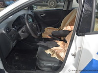 Hatchback volkswagen, polo, wvwzzz6rzhy236241, 1e insch 16/05/2017, 1422cm³, 66kw, diesel, euro 6b, 123430km, inschrijvingsbewijs deel i en ii, keuringsbewijs (geldig tot 16/05/2026), gelijkvormigheidsattest - afbeelding 3 van  19