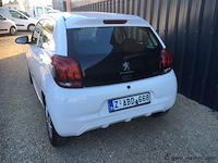 Hatchback - afbeelding 9 van  13