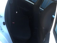 Hatchback - afbeelding 10 van  13