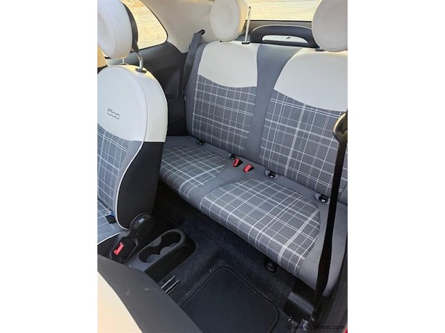 Hatchback - afbeelding 2 van  20