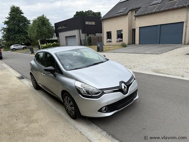 Hatchback - afbeelding 1 van  14