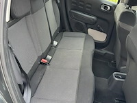 Hatchback - afbeelding 2 van  12