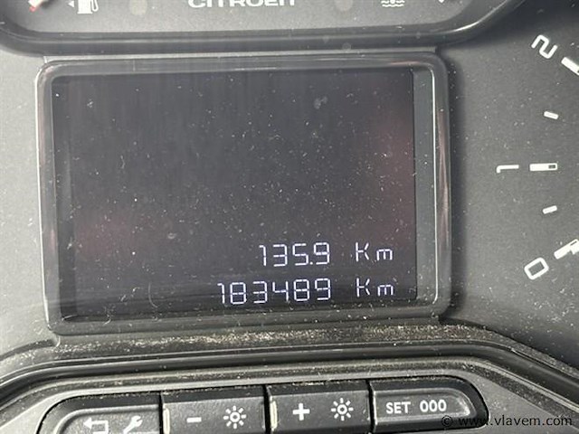 Hatchback - afbeelding 3 van  12