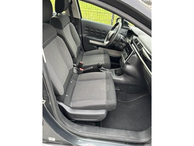 Hatchback - afbeelding 4 van  12