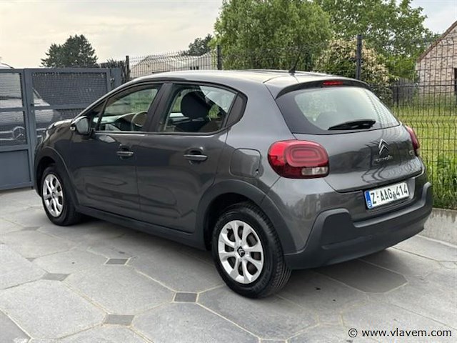 Hatchback - afbeelding 6 van  12
