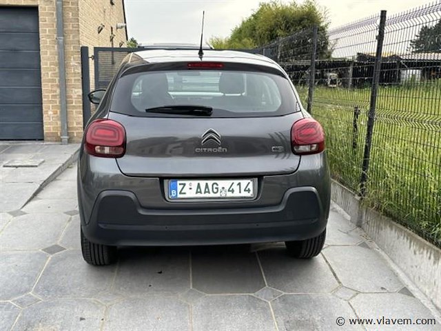 Hatchback - afbeelding 7 van  12