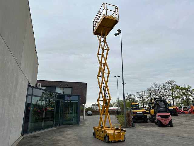 Haulotte - 2002 - compact 10 - hoogwerker - schaarlift - afbeelding 19 van  29