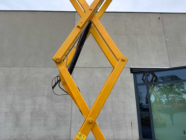 Haulotte - 2002 - compact 10 - hoogwerker - schaarlift - afbeelding 21 van  29